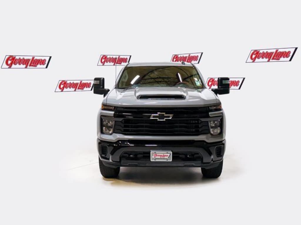 Used 2025 Chevrolet Silverado 2500 HD Custom Truck