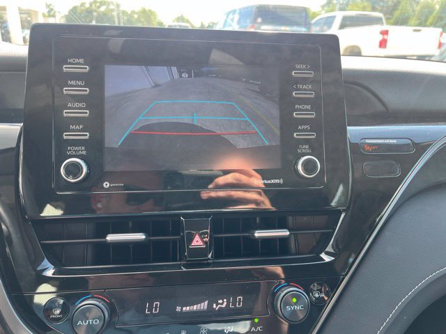 2024 Toyota Camry SE - Photo 10