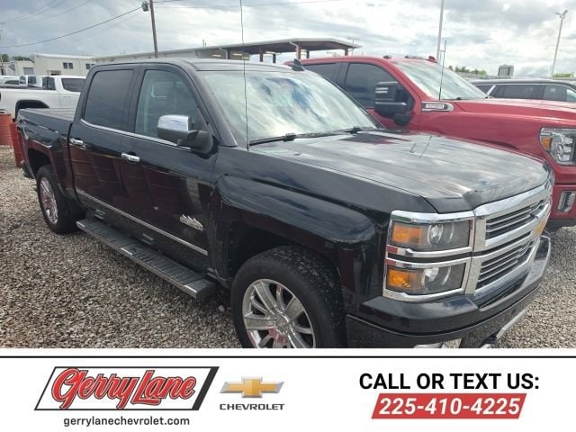 2015 Chevrolet Silverado 1500 High Country 4X4 Crew Cab Short Box's photo