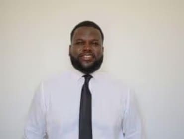 Staff member Damarcus Scharnett from ID_9a90ed