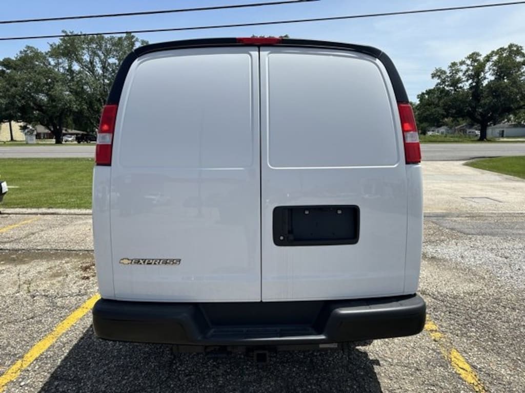New 2024 Chevrolet Express Cargo 2500 WT Van