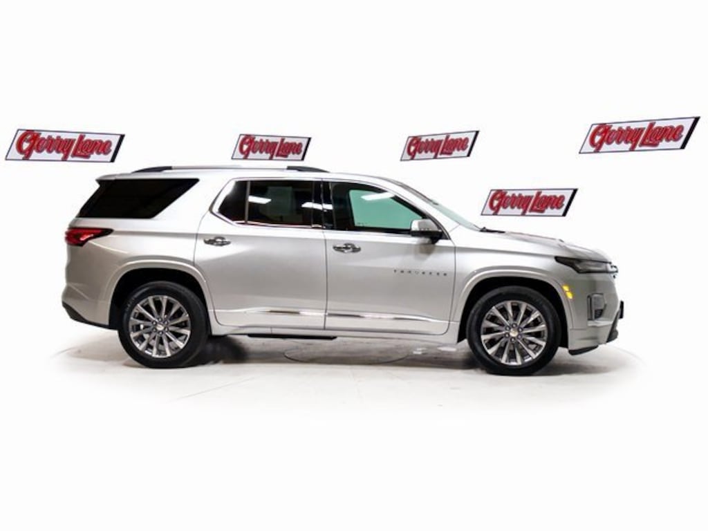 Used 2022 Chevrolet Traverse Premier SUV