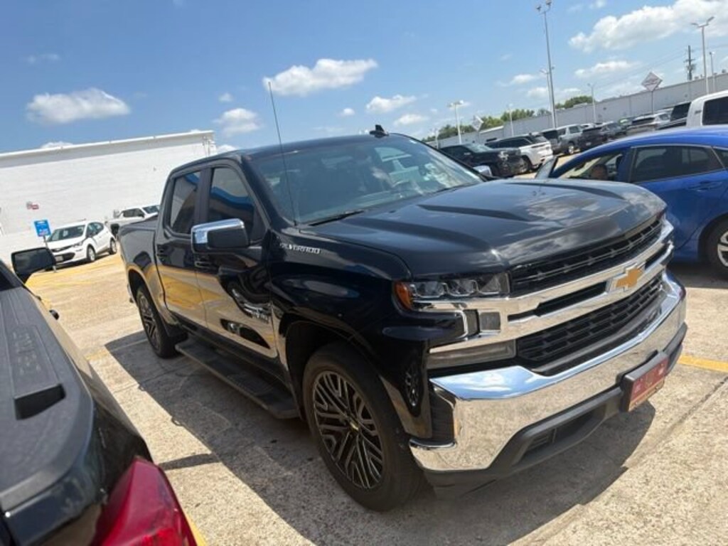 Used 2021 Chevrolet Silverado 1500 LT w/1LT Truck Crew Cab