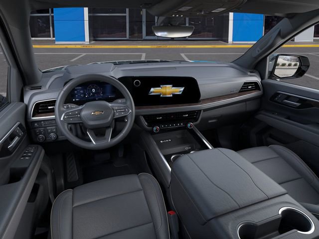 2025 Chevrolet Suburban Premier - Photo 15