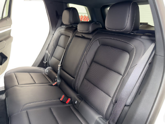 2026 GMC Terrain Elevation - Photo 18