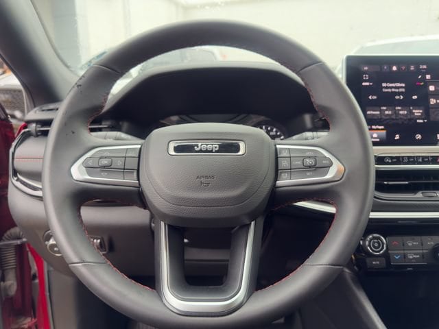2025 Jeep Compass Trailhawk - Photo 11