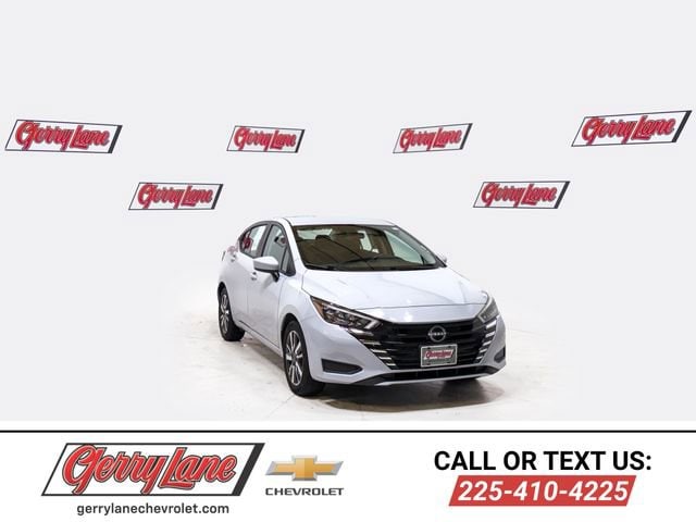 2025 Nissan Versa 1.6 SV CVT's photo