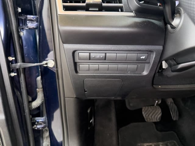 2025 Mitsubishi Outlander SE - Photo 9