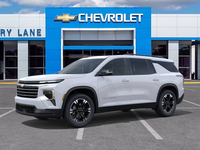 2027 Chevrolet Traverse LT - Photo 2