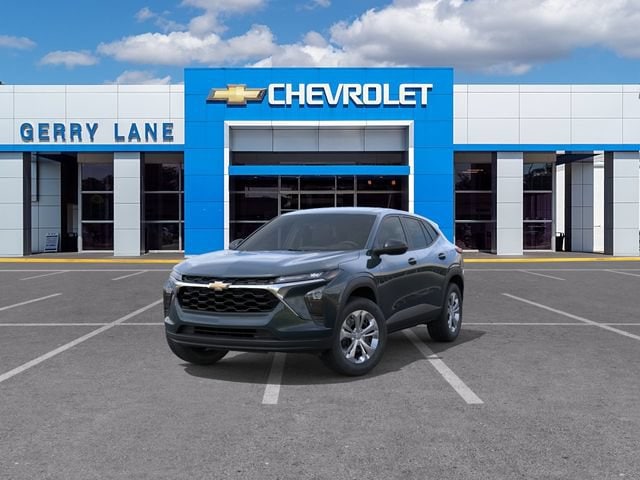 2026 Chevrolet Trax LS - Photo 8