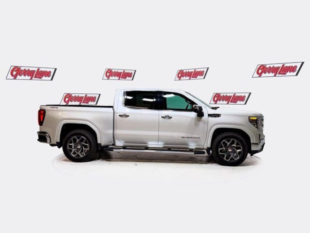 Used 2022 GMC Sierra 1500 SLT Truck Crew Cab