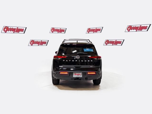2024 Nissan Pathfinder SV - Photo 5