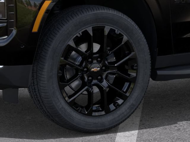 2026 Chevrolet Suburban LS - Photo 9