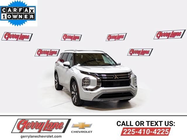 2025 Mitsubishi Outlander SEL 2WD's photo