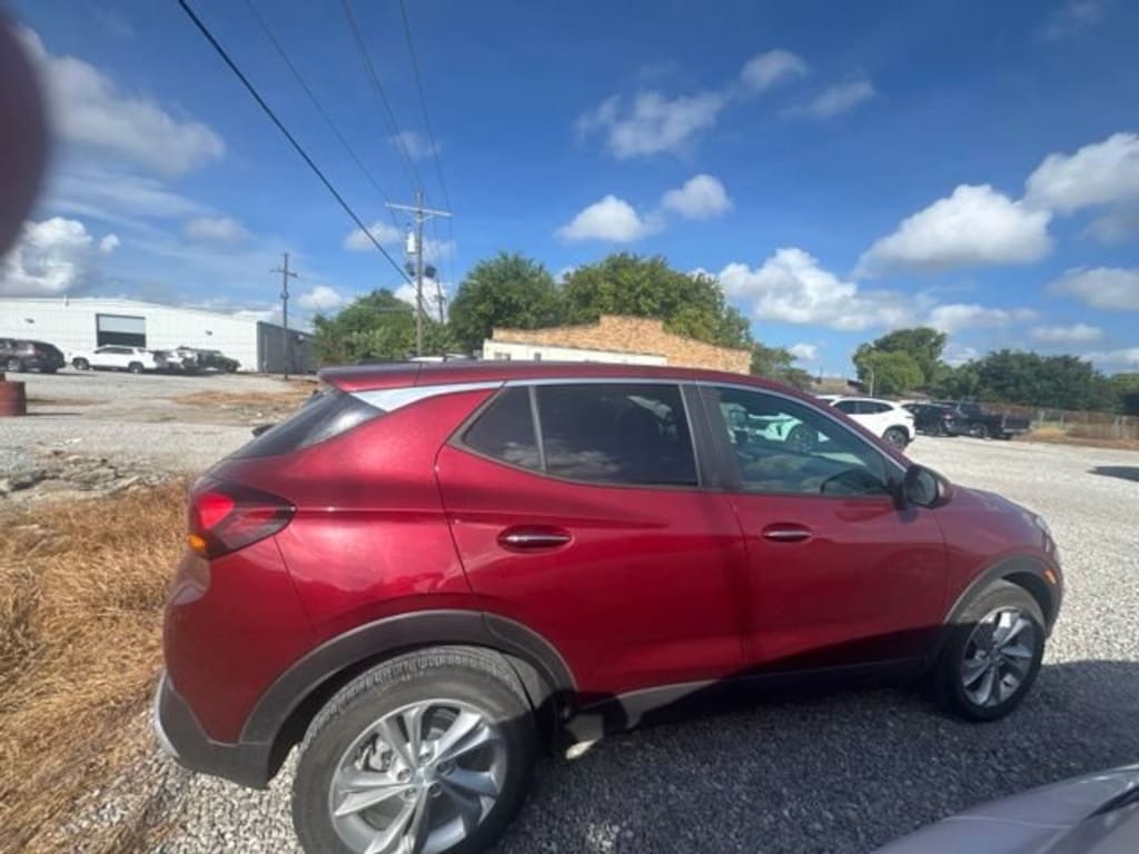 Used 2023 Buick Encore GX Preferred SUV