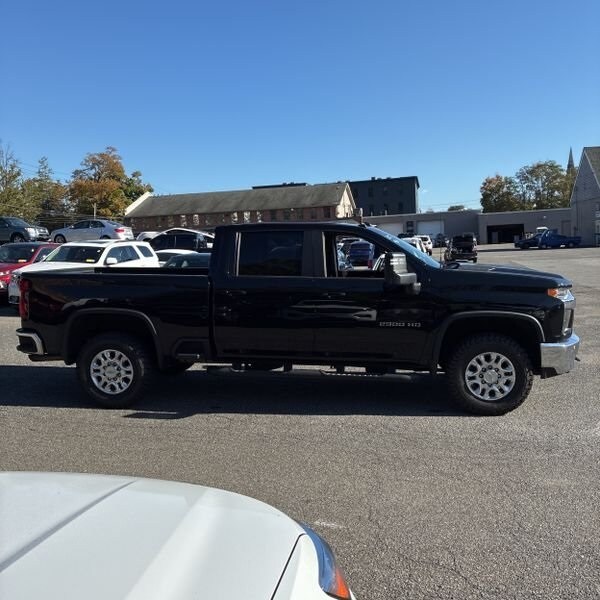 2020 Chevrolet Silverado 2500HD LT photo 4