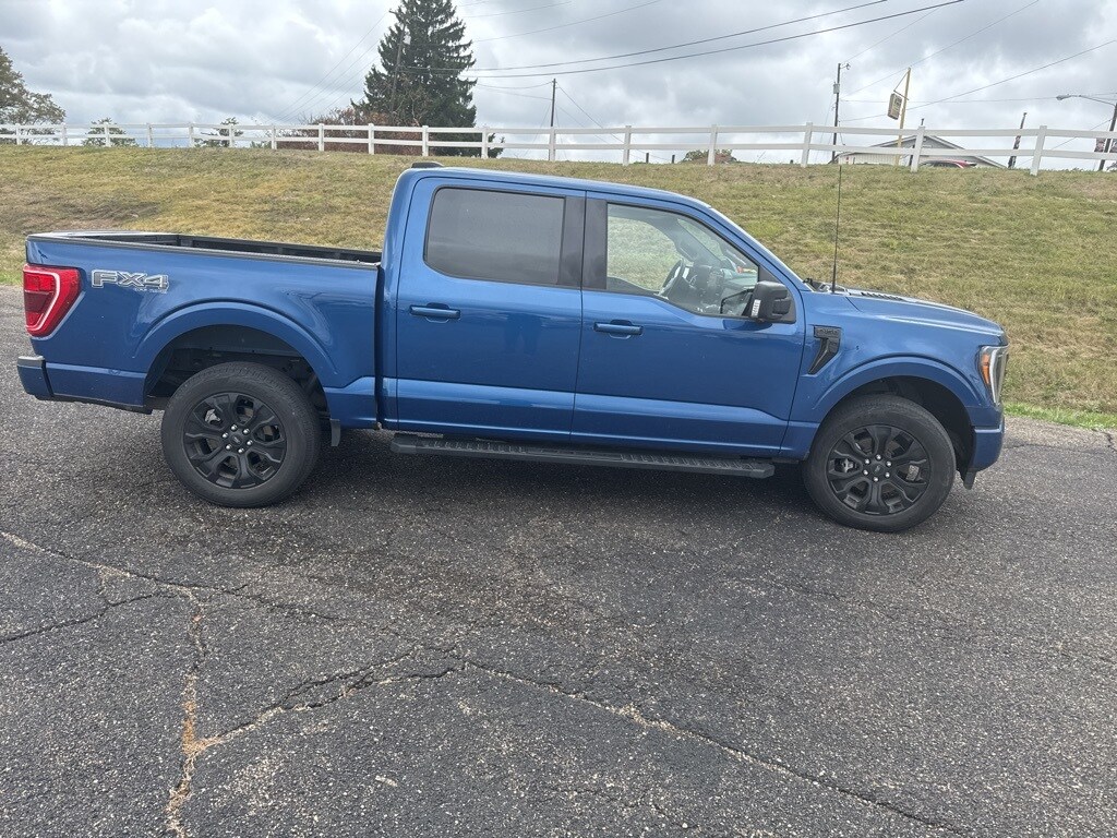 2022 Ford F-150 XLT photo 4