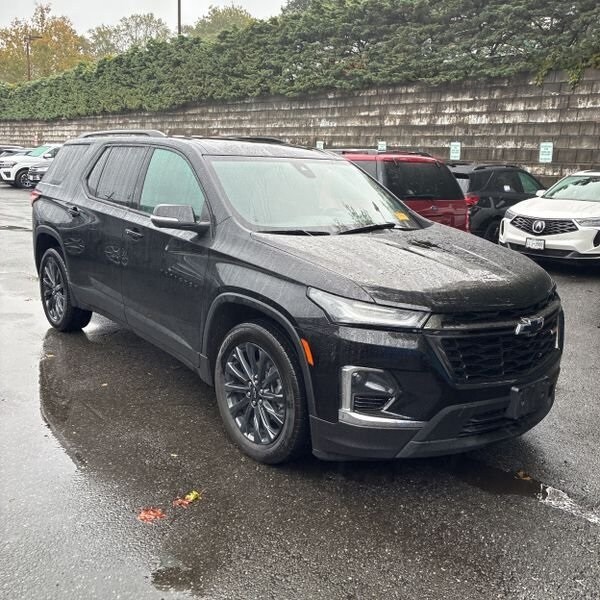 2023 Chevrolet Traverse RS photo 3