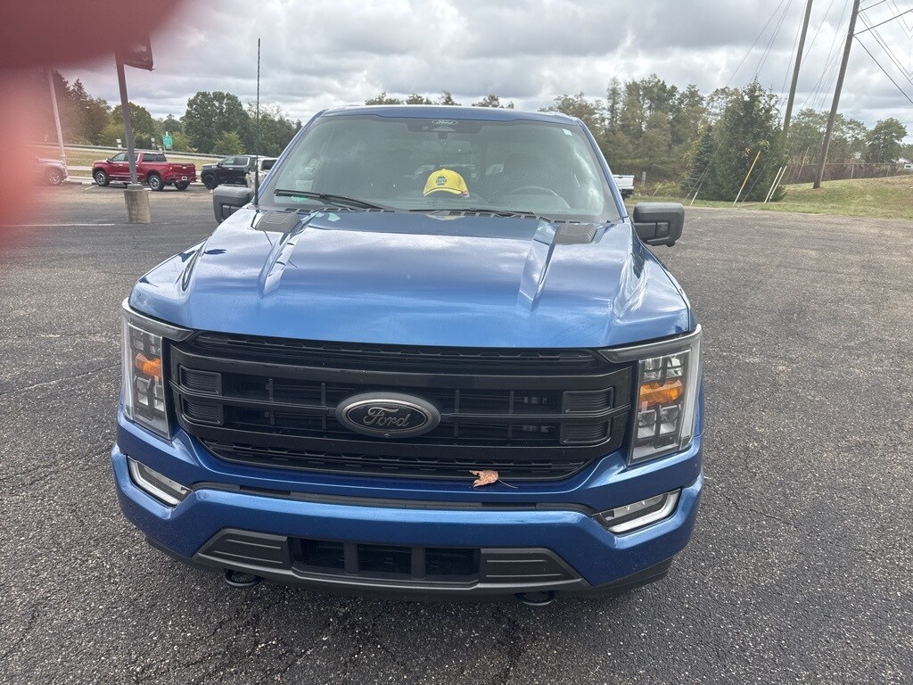 2022 Ford F-150 XLT photo 2