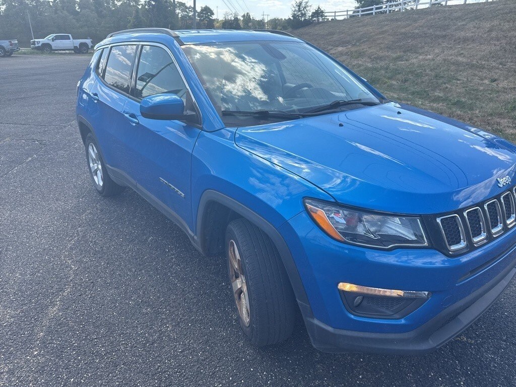 2019 Jeep Compass Latitude photo 3