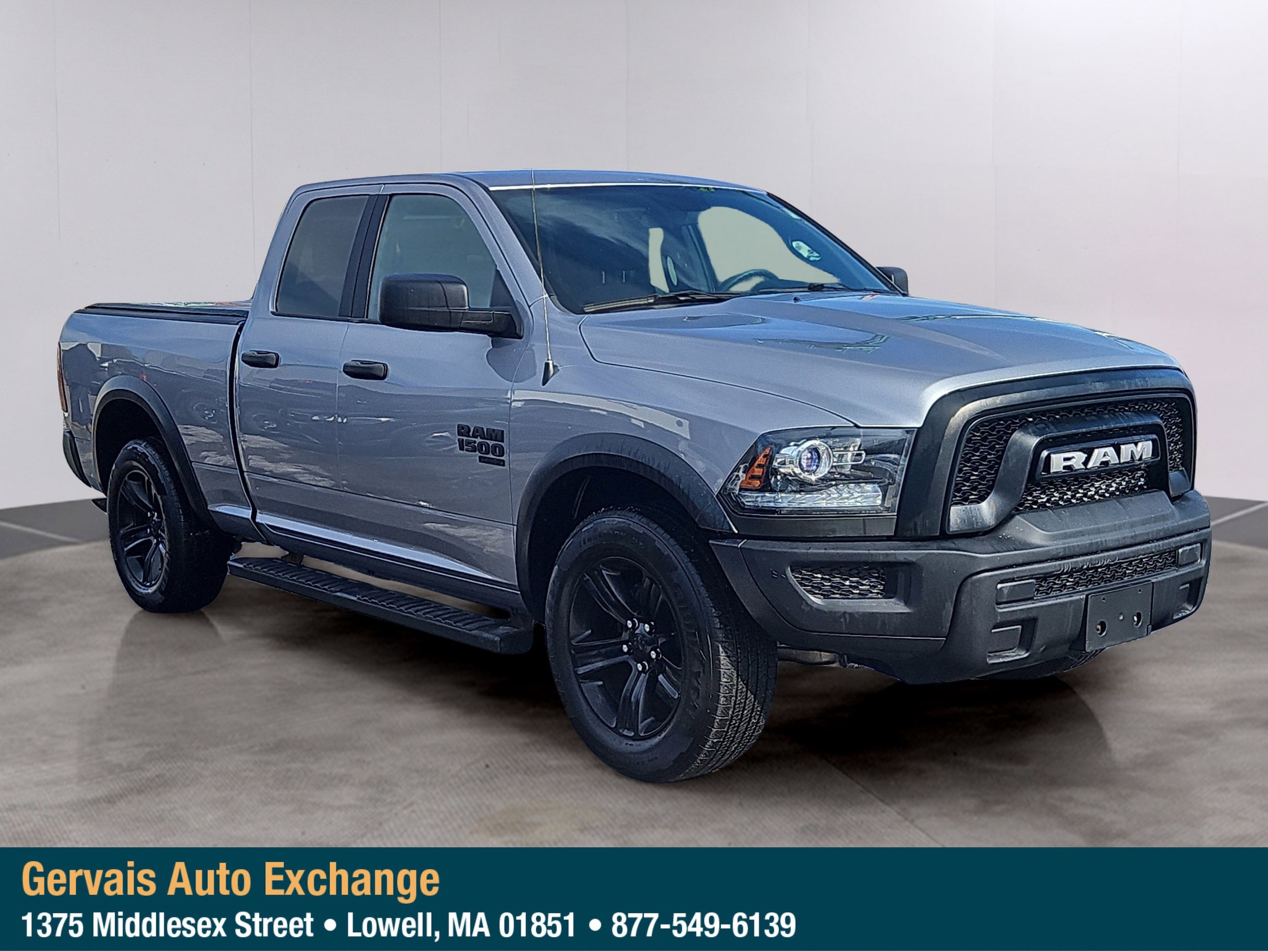2021 RAM 1500 Classic SLT Quad Cab 4WD Plata (Billet Silver) Camioneta Todo terreno Automática
