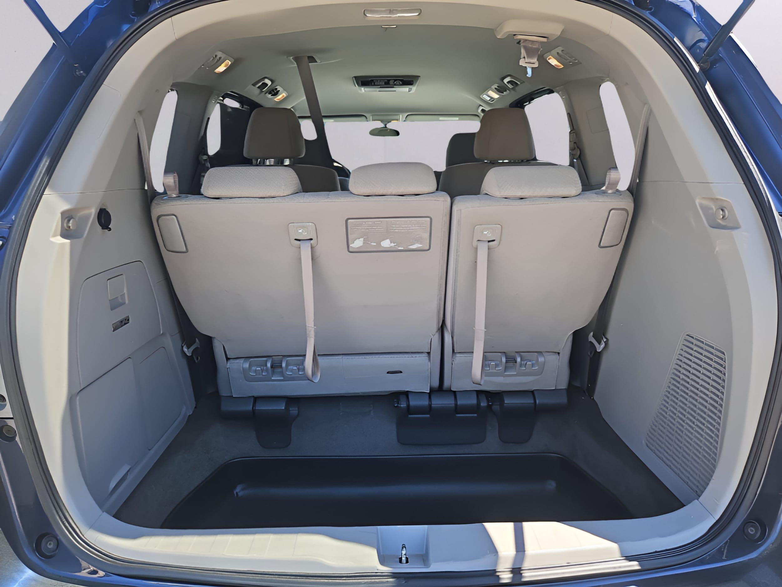 2016 Honda Odyssey SE - Photo 28