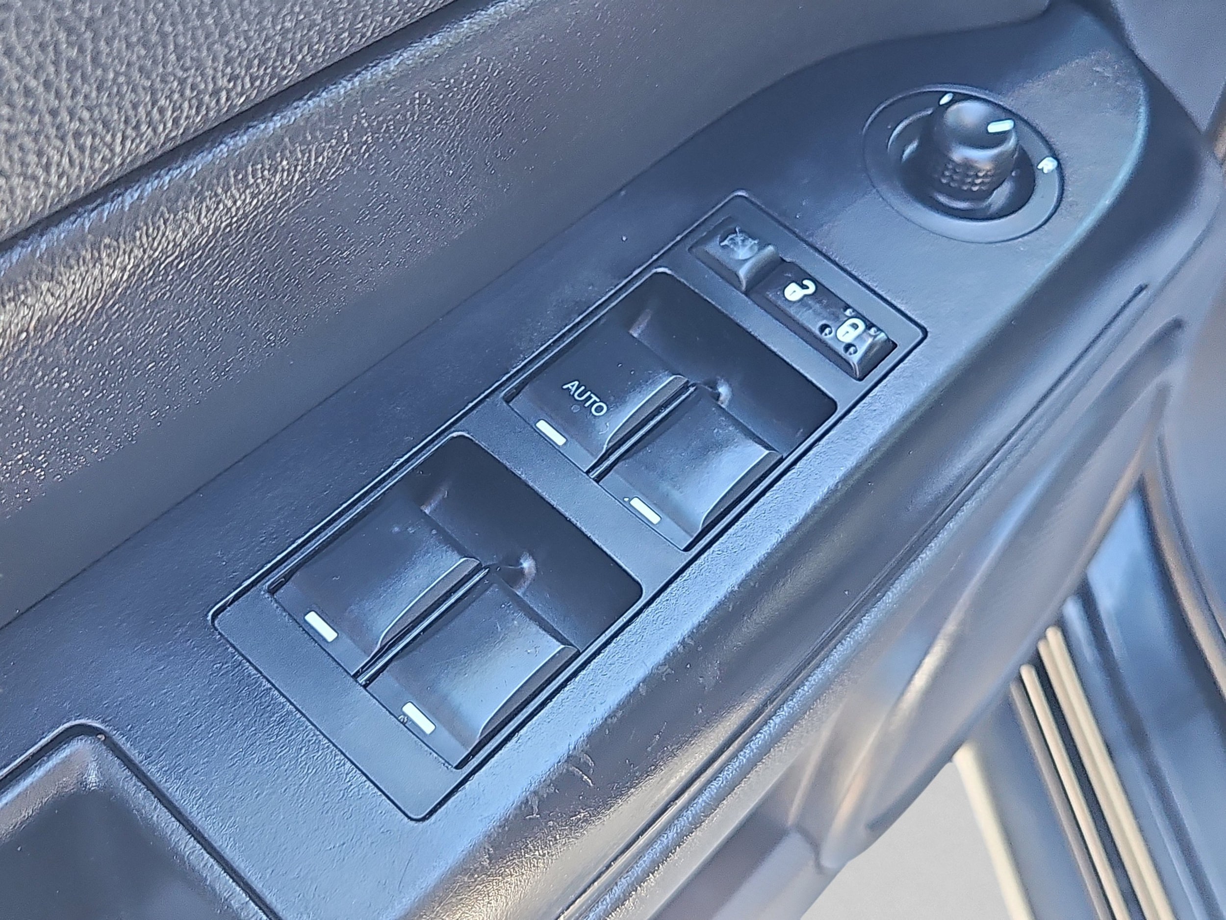 2011 Jeep Patriot Sport - Photo 13
