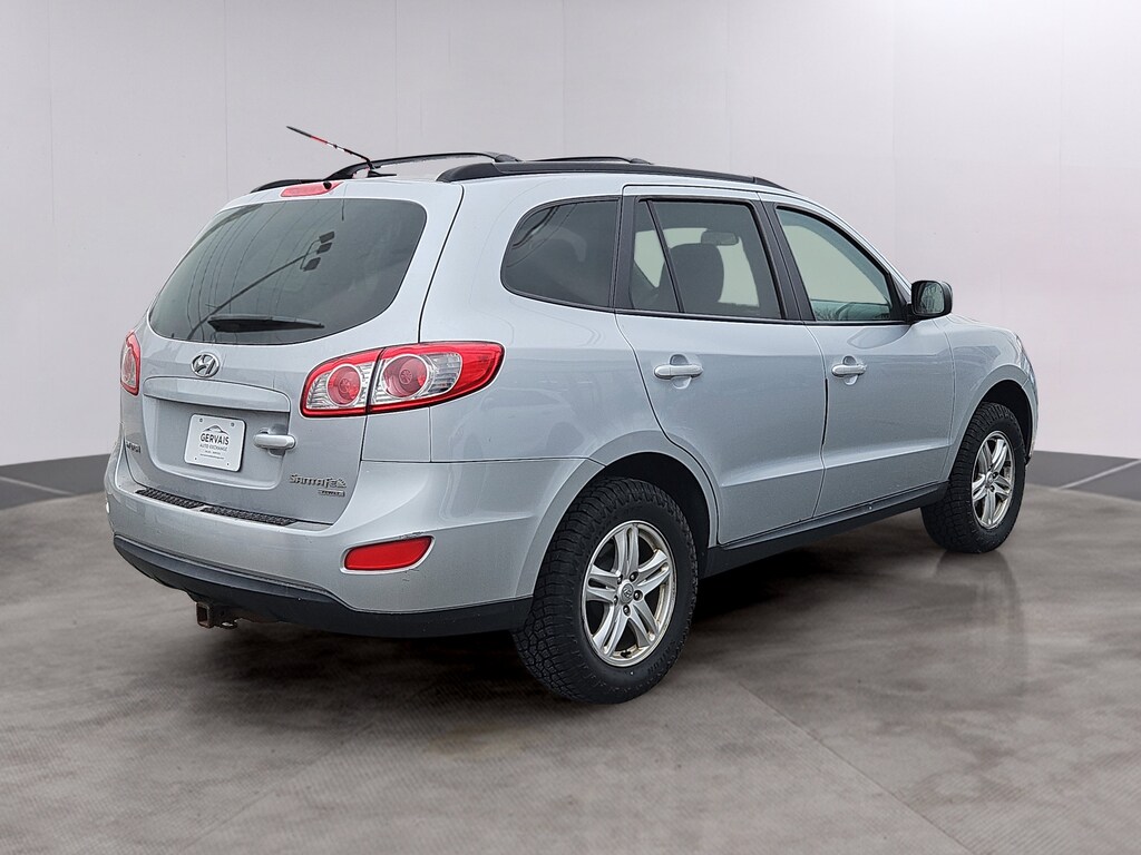 Used 2010 Hyundai Santa Fe GLS SUV