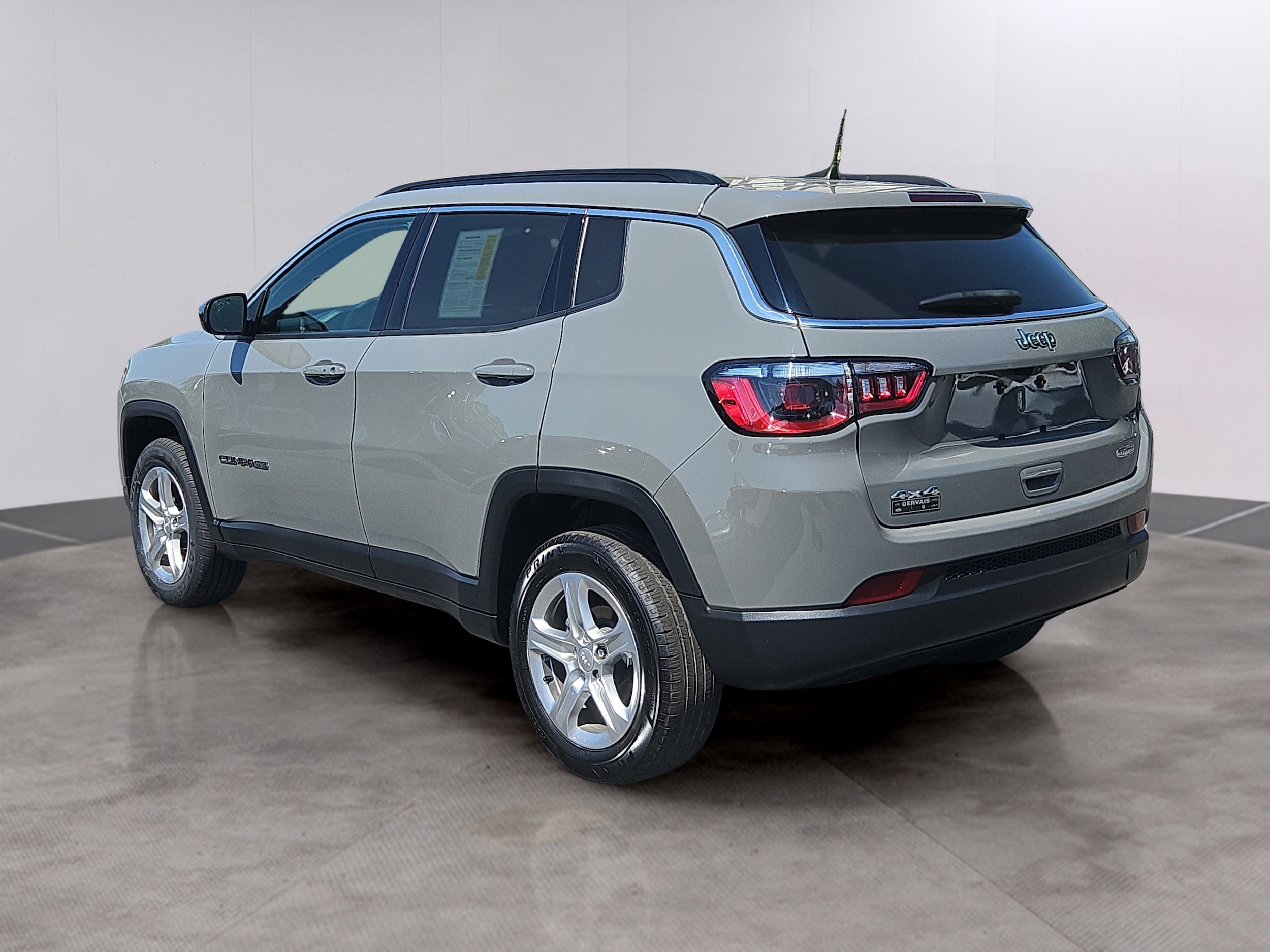 2023 Jeep Compass Latitude - Photo 25
