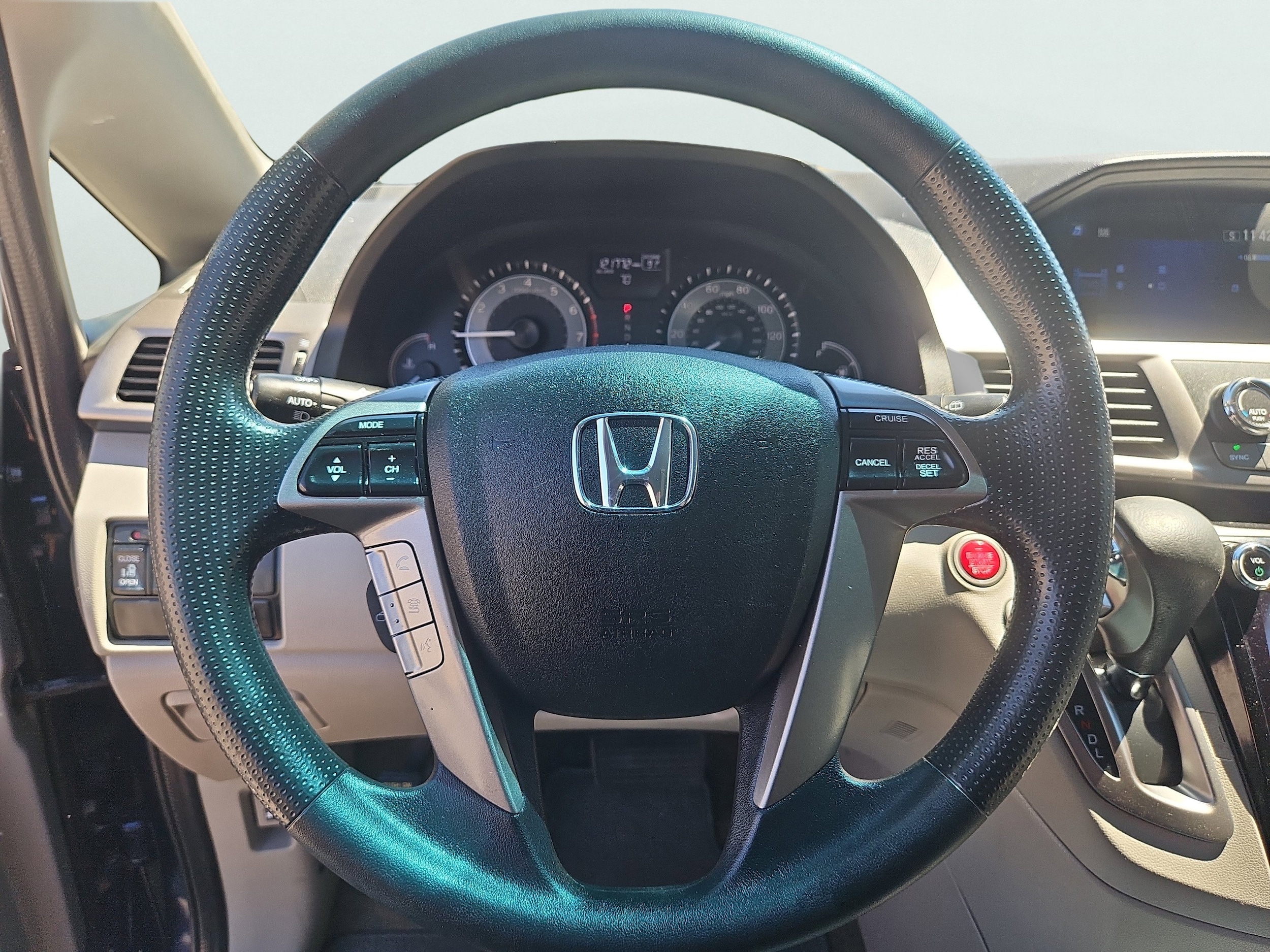 2016 Honda Odyssey SE - Photo 17