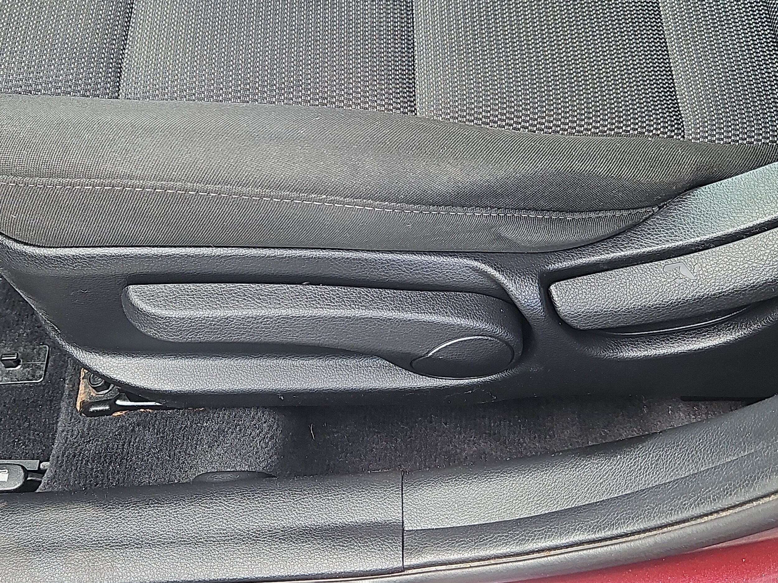 2017 Kia Forte LX - Photo 10