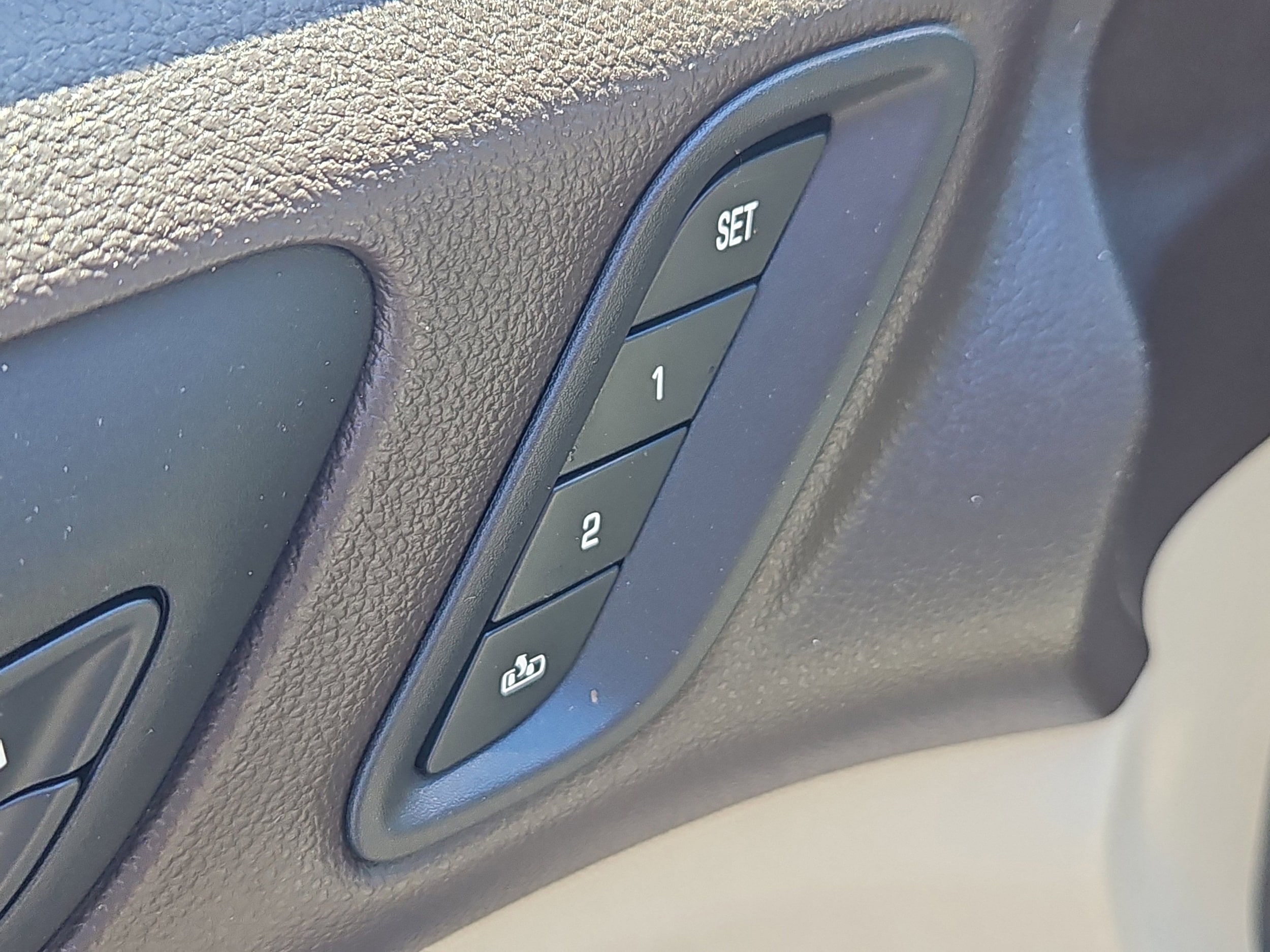 2019 GMC Acadia Denali - Photo 13