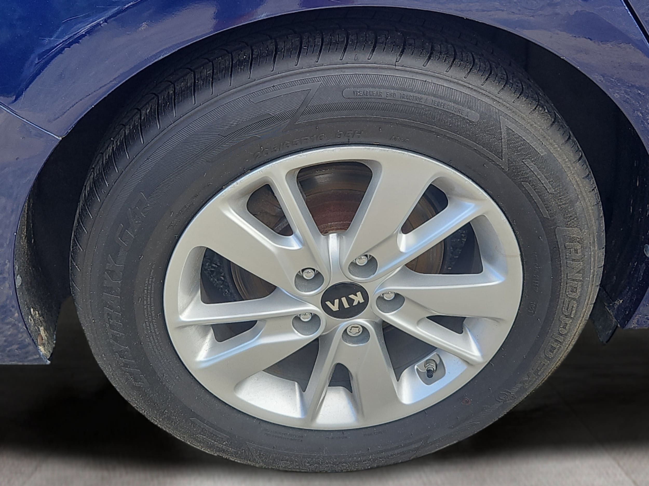 2017 Kia Optima LX - Photo 21