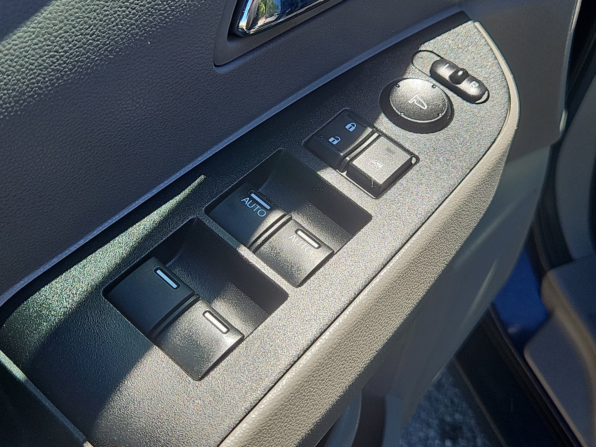 2016 Honda Odyssey SE - Photo 15