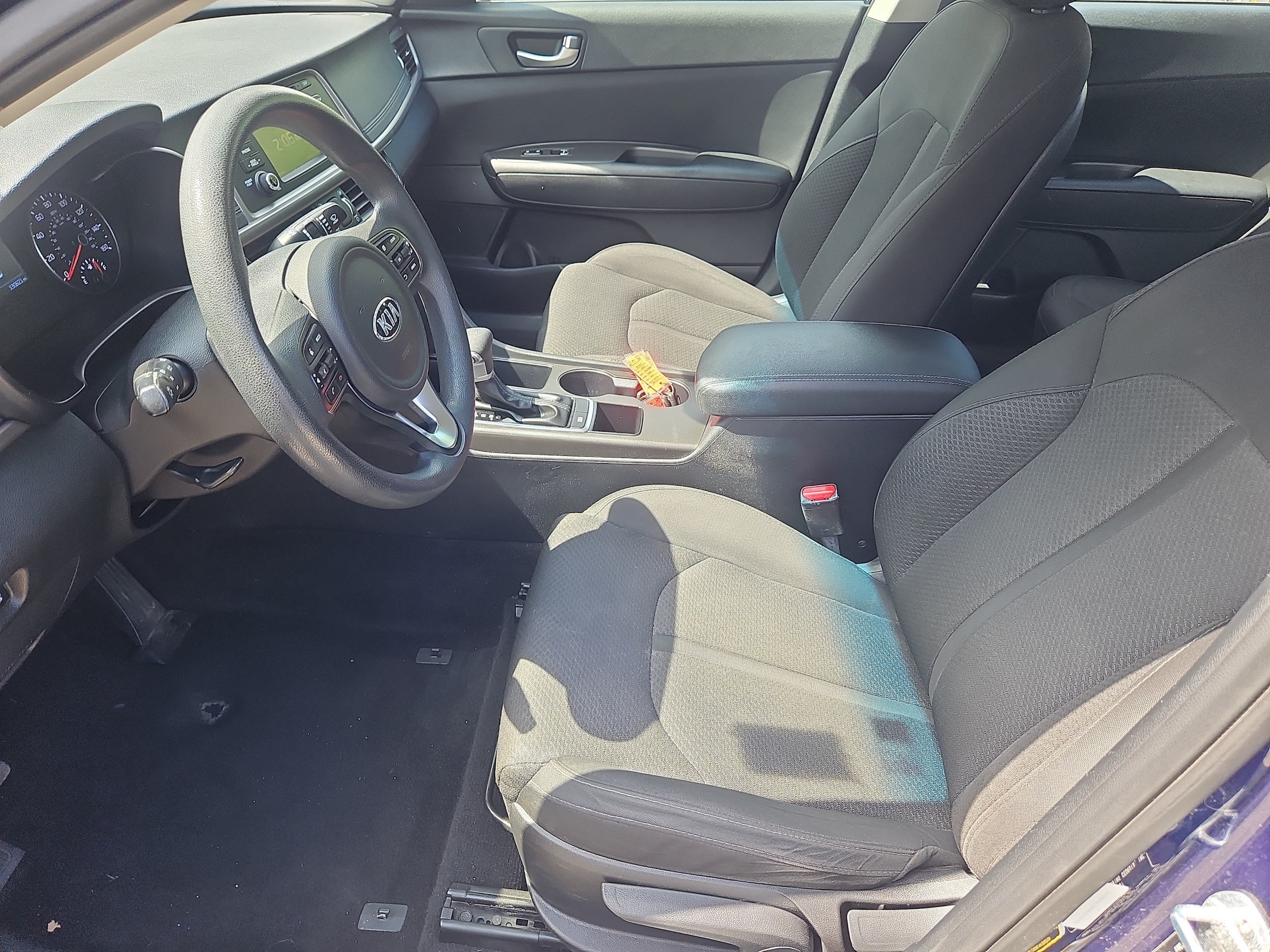 2017 Kia Optima LX - Photo 23