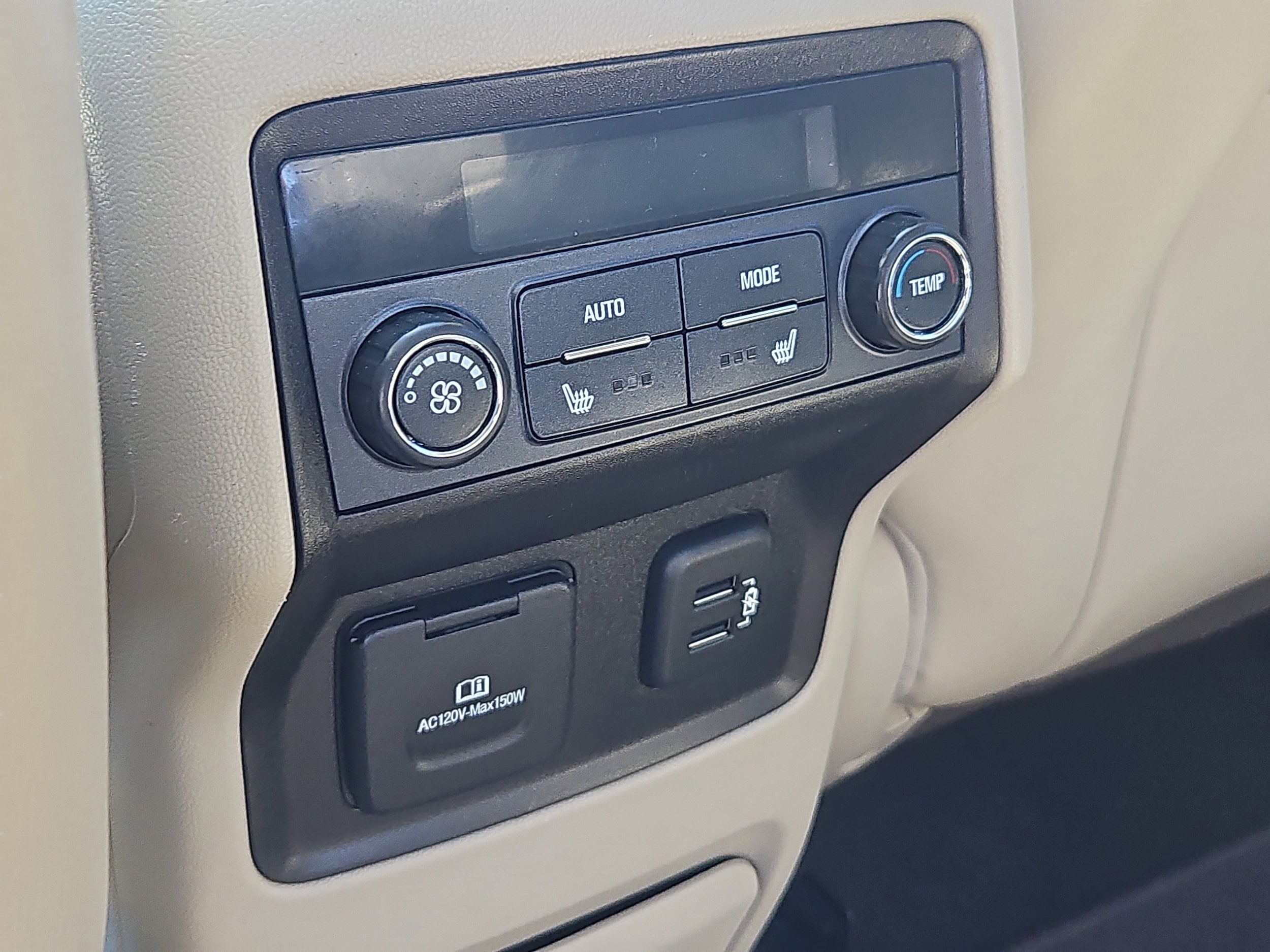 2019 GMC Acadia Denali - Photo 16