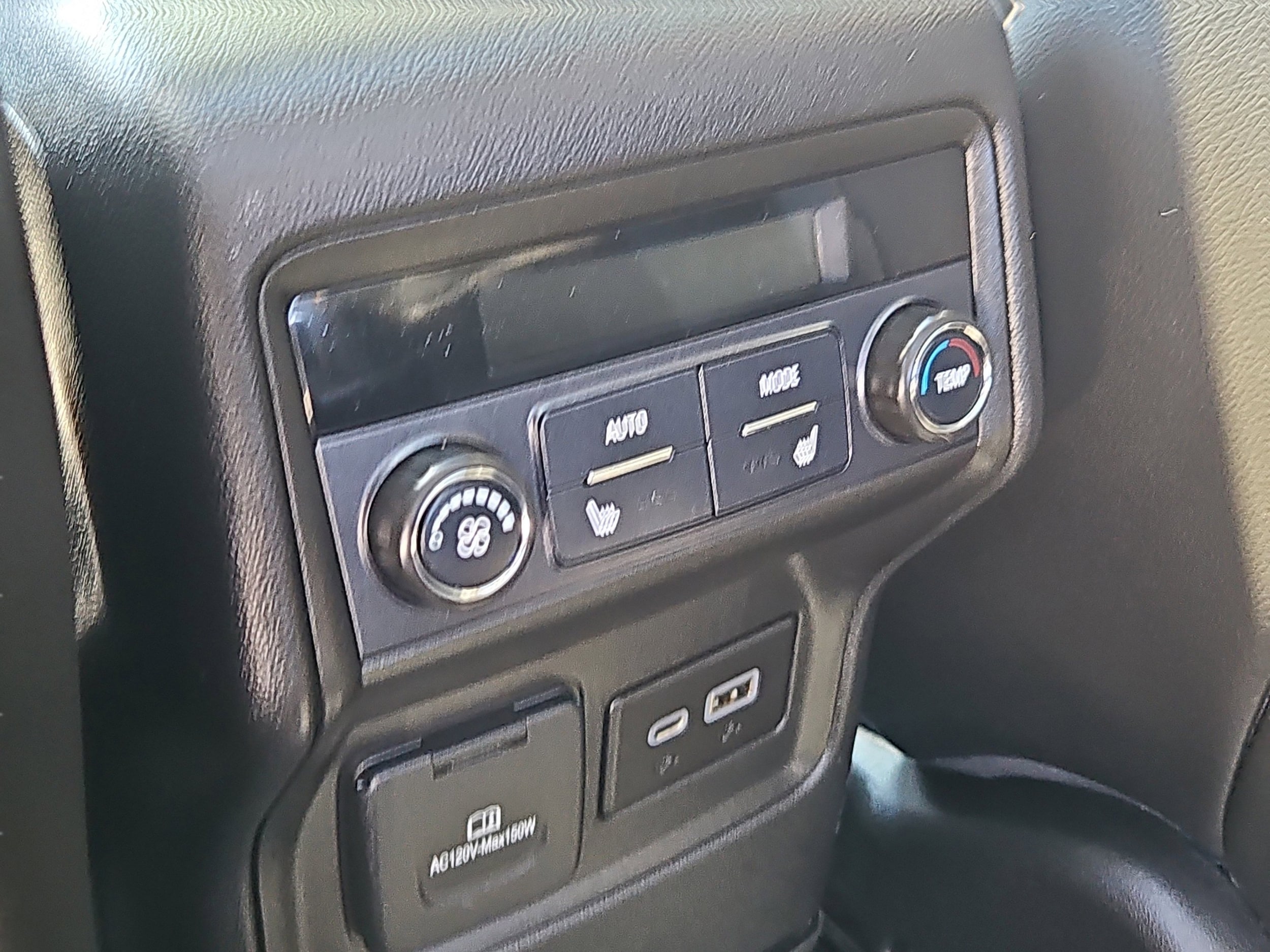 2022 GMC Acadia AT4 - Photo 16