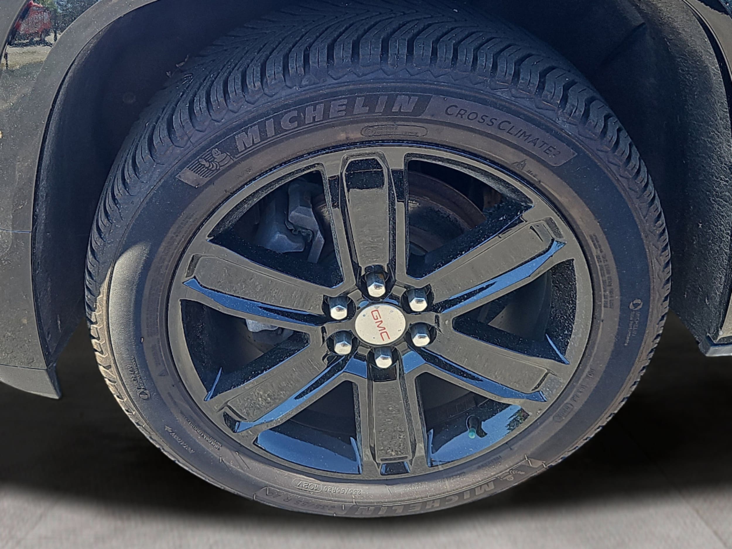 2019 GMC Acadia Denali - Photo 32