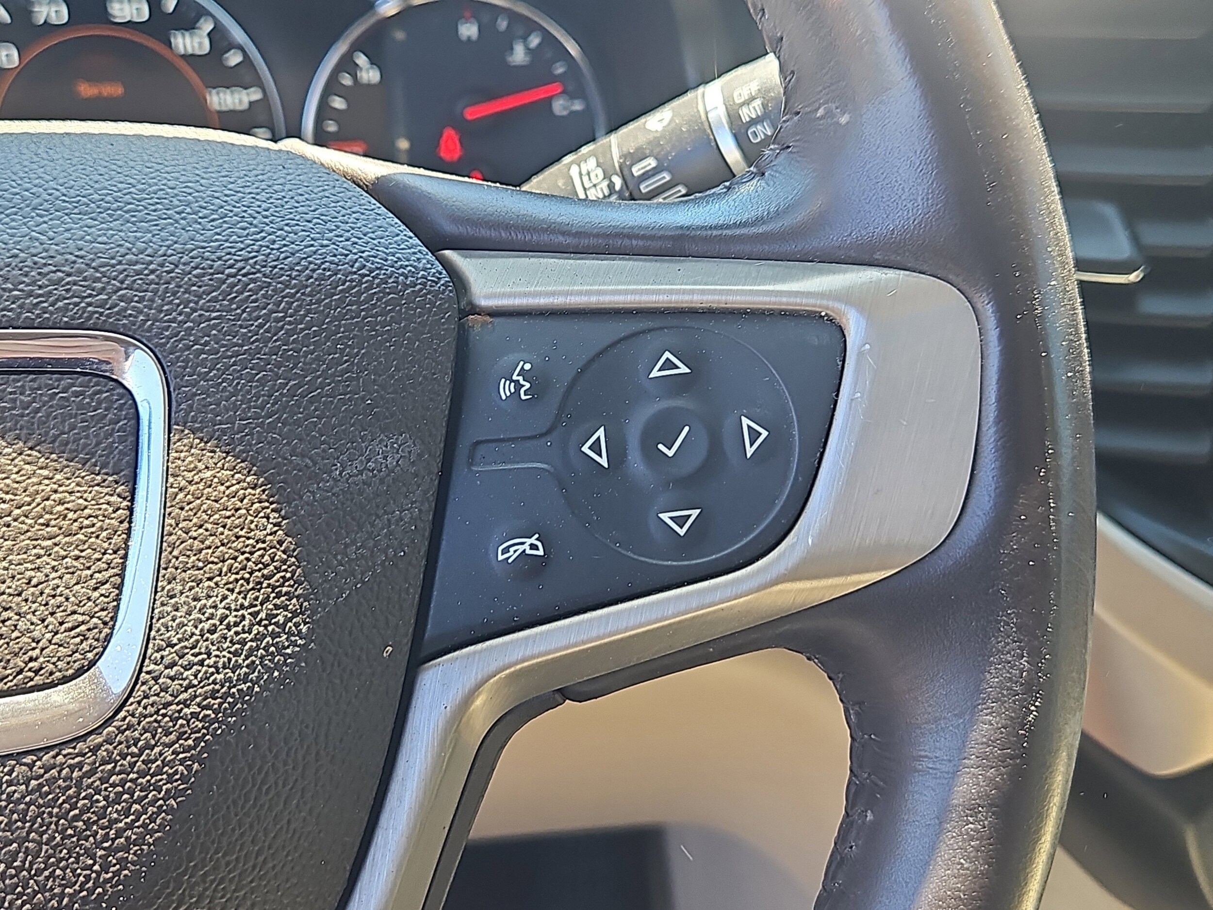 2019 GMC Acadia Denali - Photo 23