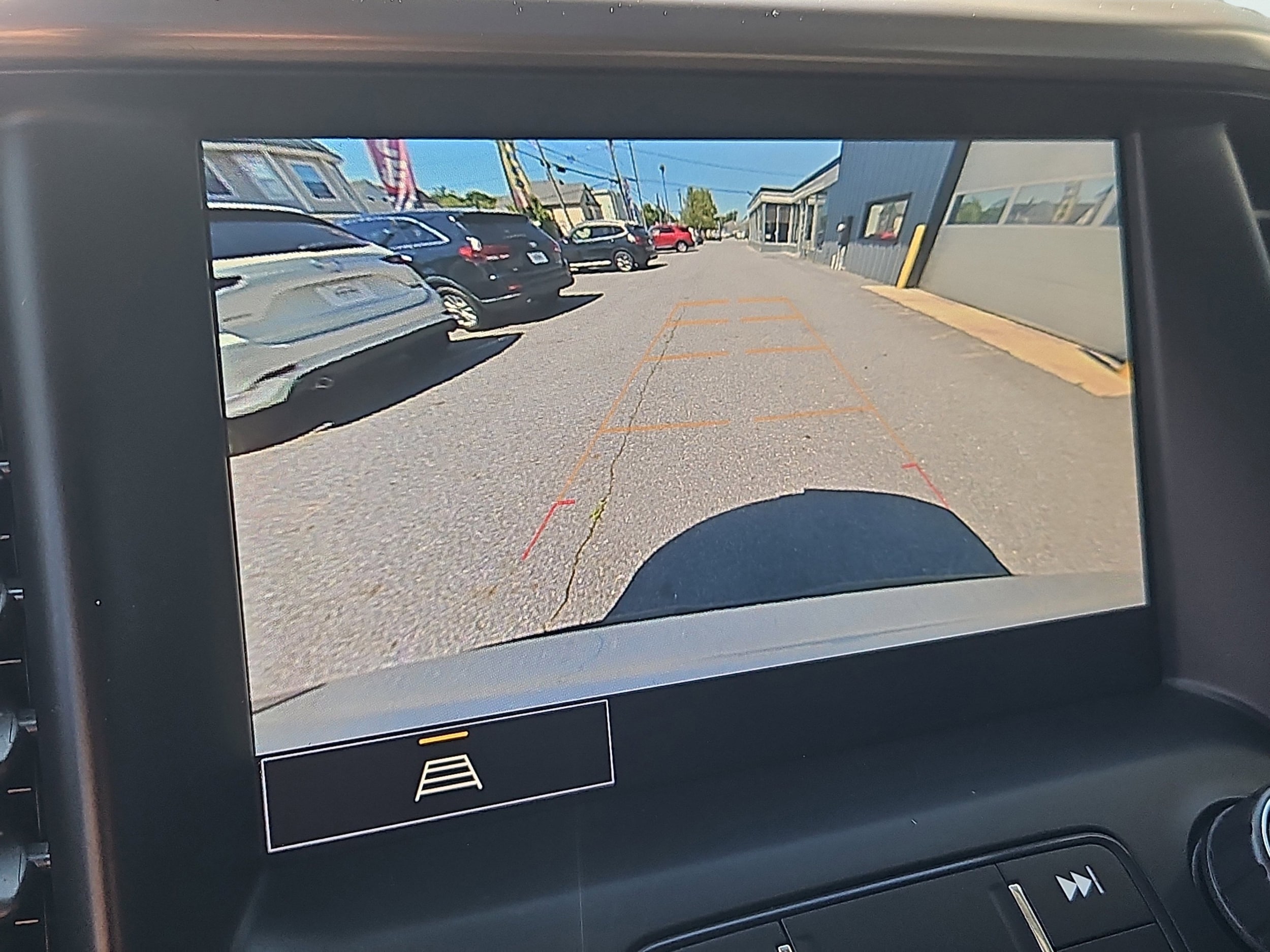 2022 GMC Acadia AT4 - Photo 10