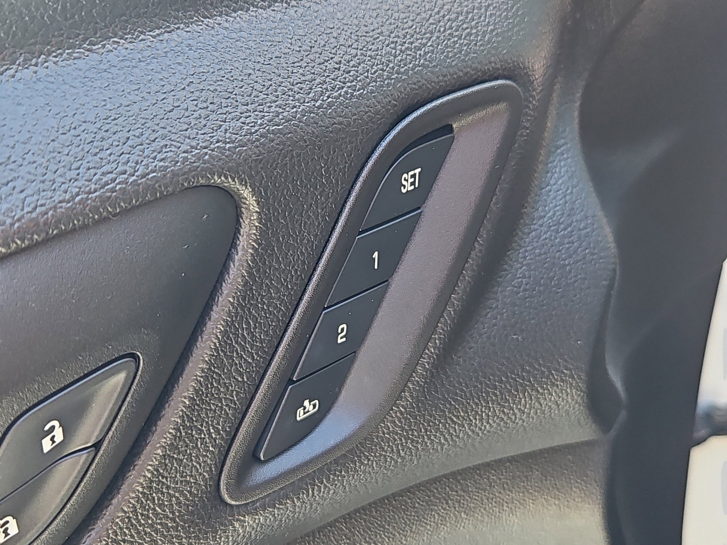 2022 GMC Acadia AT4 - Photo 13