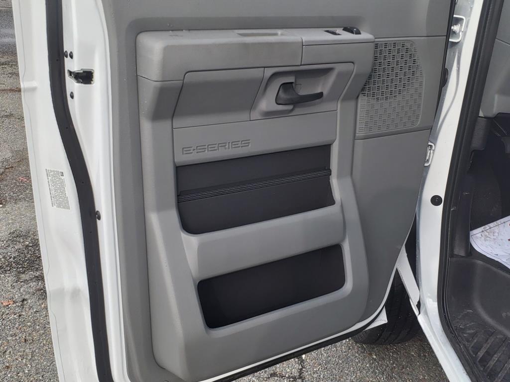 new 2025 Ford E350 Super Duty car, priced at $60,015