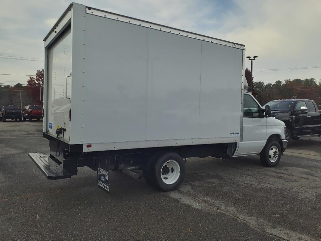 new 2025 Ford E350 Super Duty car, priced at $60,015