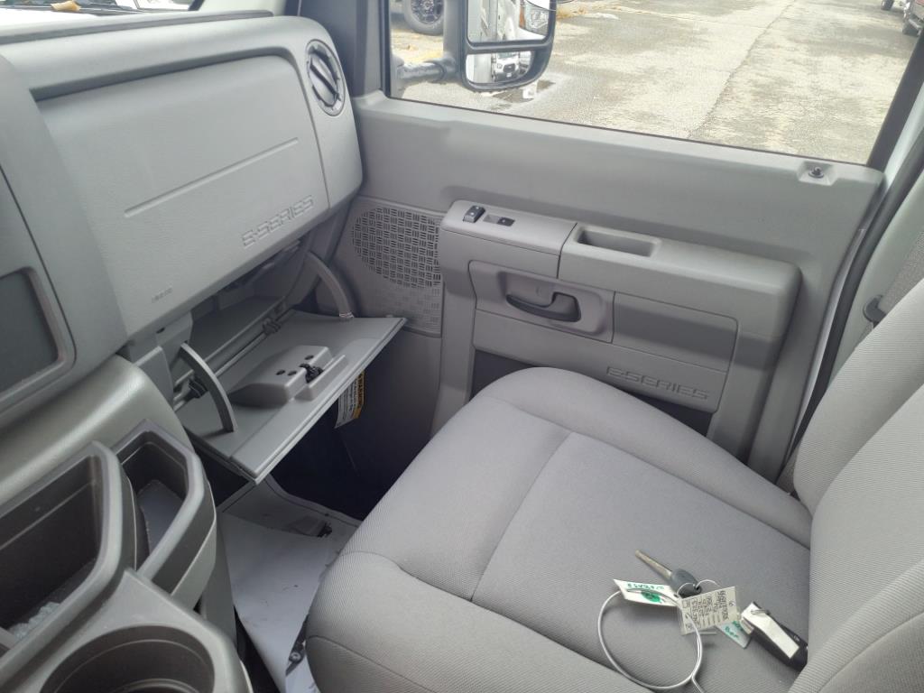 new 2025 Ford E350 Super Duty car, priced at $60,015