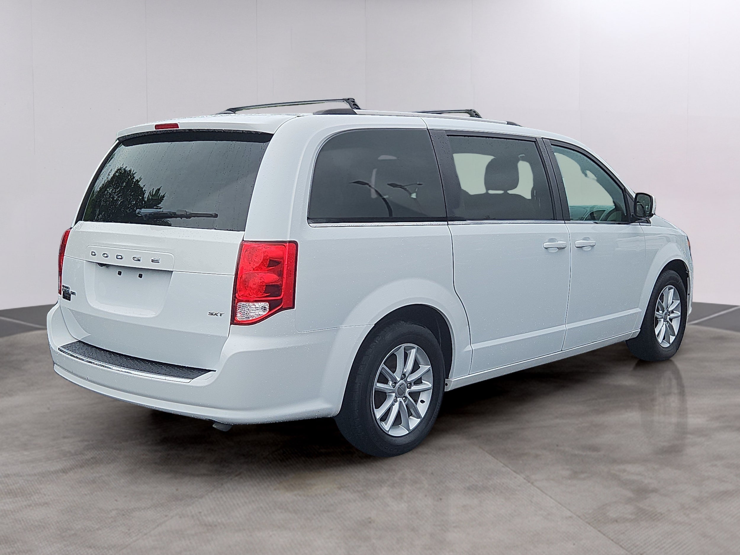 Used 2020 Dodge Grand Caravan SXT with VIN 2C4RDGCG1LR201624 for sale in Lowell, MA