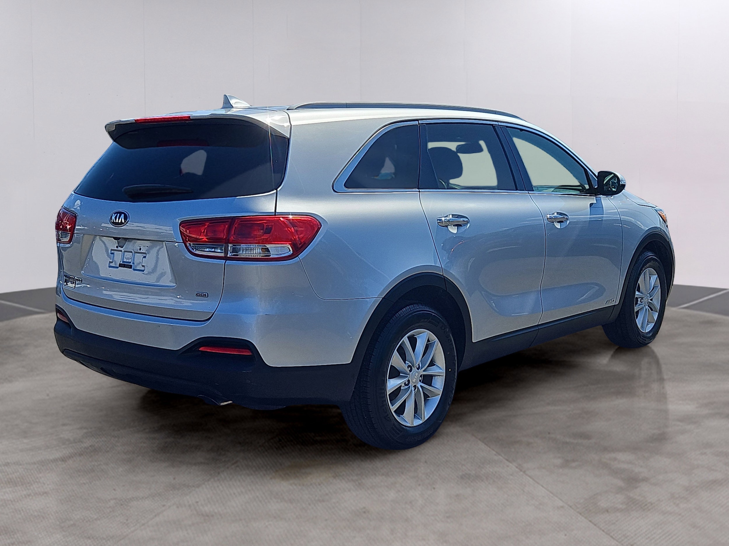Used 2018 Kia Sorento LX with VIN 5XYPGDA36JG431240 for sale in Lowell, MA