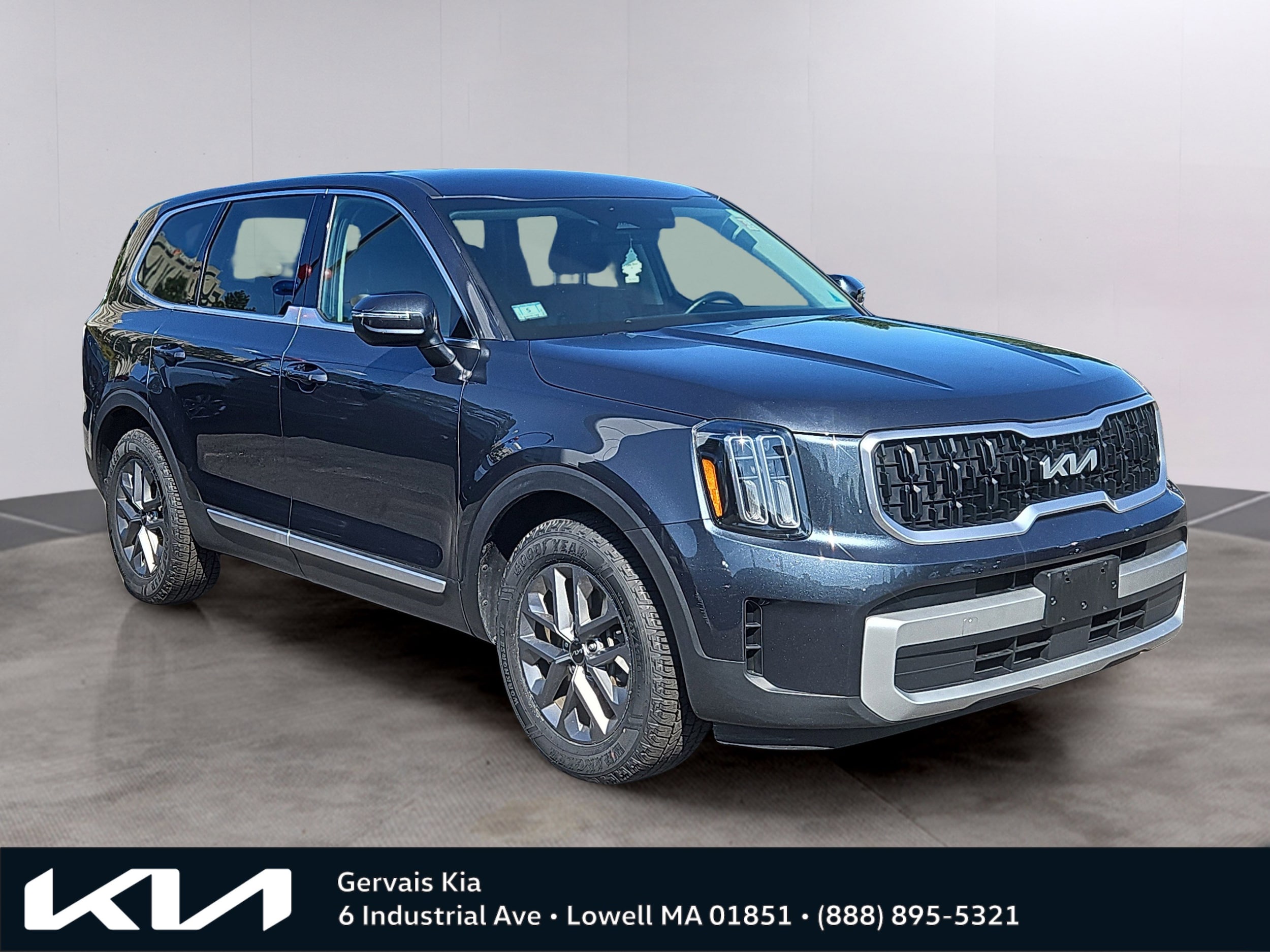 2023 Kia Telluride LX's photo