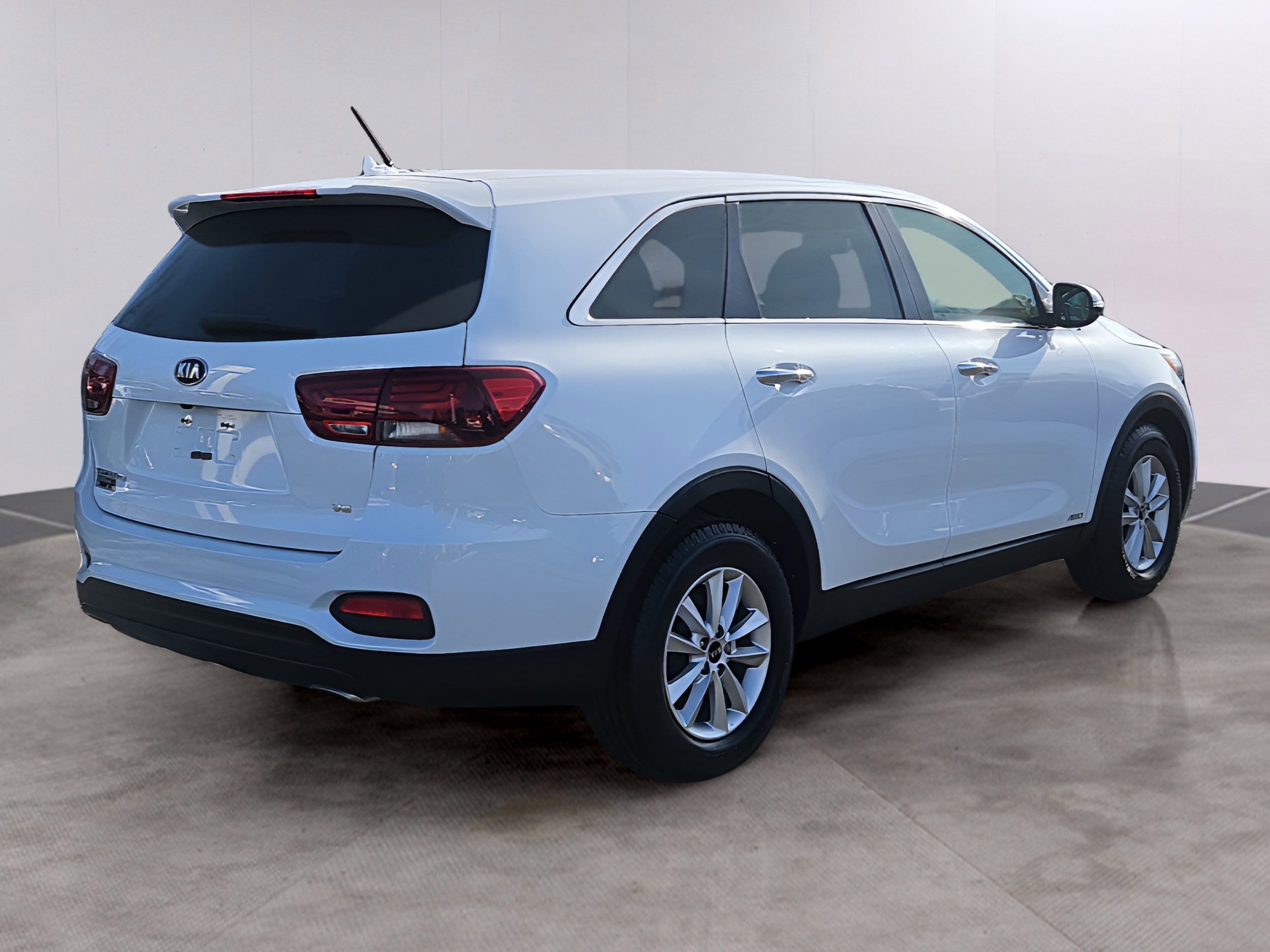 Used 2019 Kia Sorento LX with VIN 5XYPGDA53KG558417 for sale in Lowell, MA