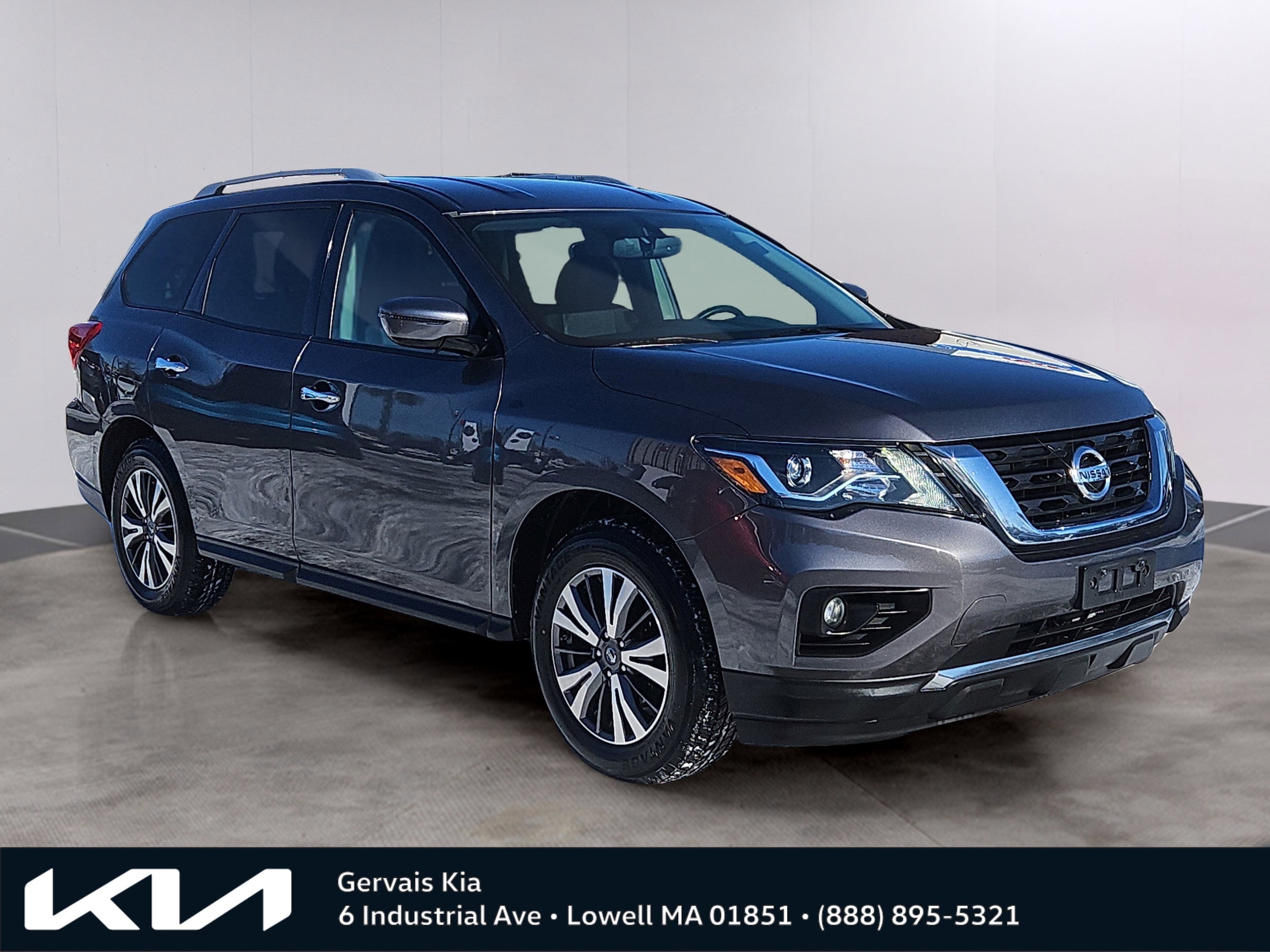 2017 Nissan Pathfinder SV