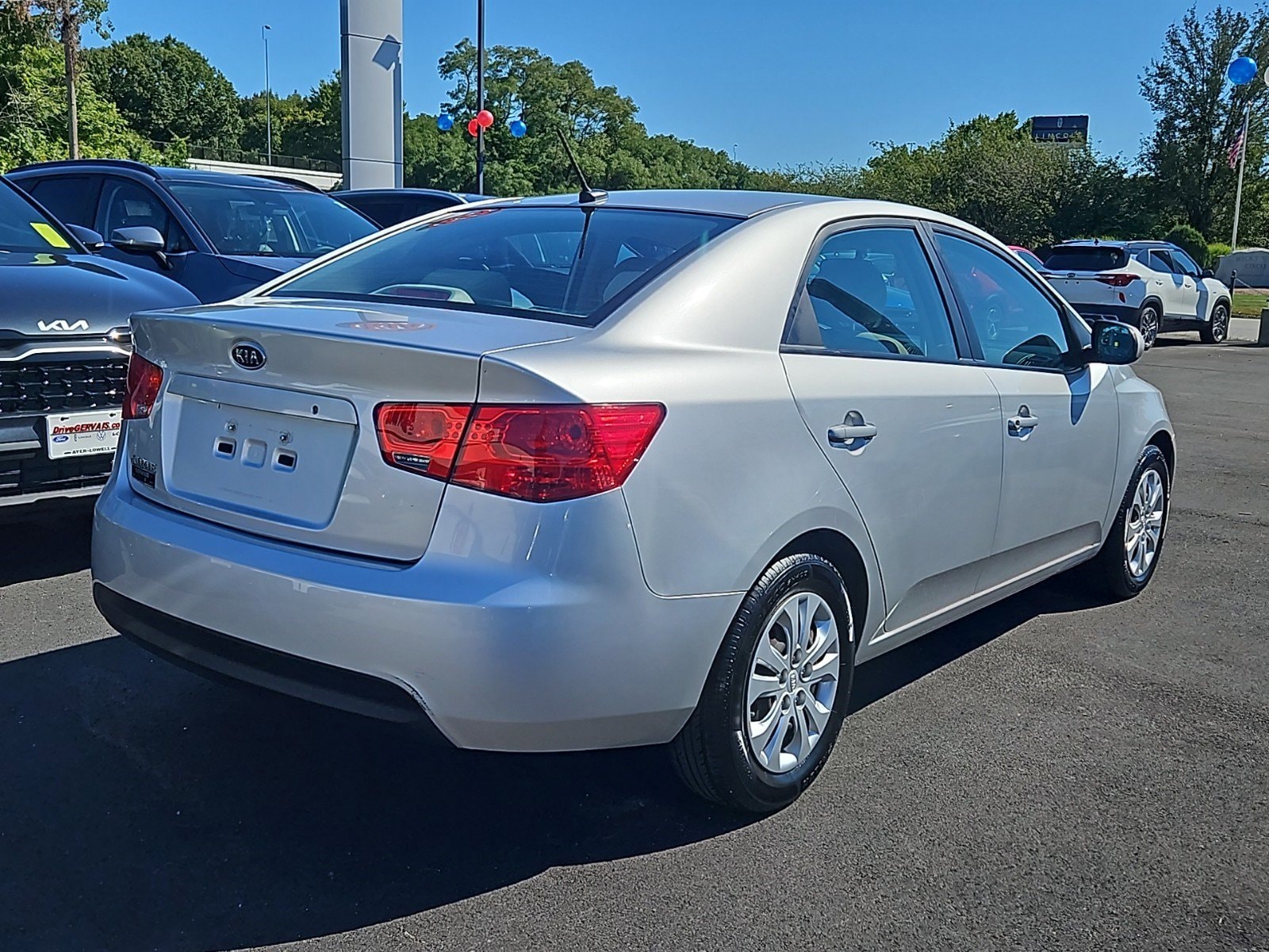 Used 2012 Kia Forte LX with VIN KNAFT4A26C5608070 for sale in Lowell, MA